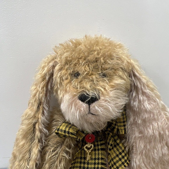 EFFANBEE BEAR ESSENTIALS-DUSTY THE RABBIT-Limited edition 231 OF 750 Pieces RARE - Picture 14 of 14